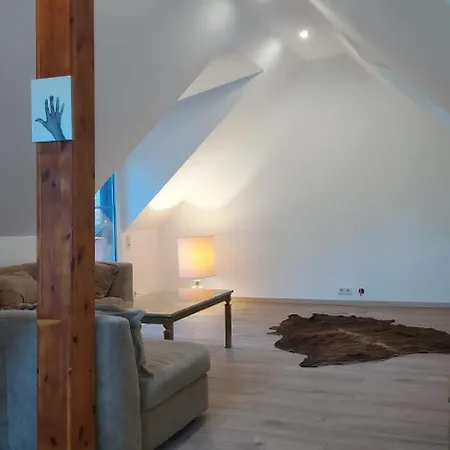 شقة Moebliertes Zentrumnah